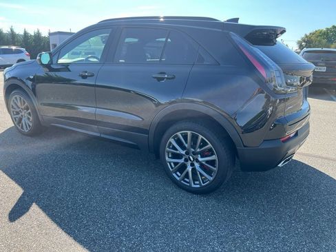 Used 2021 Cadillac XT4 Sport w/ Cold Weather Package AWD/4WD image 4