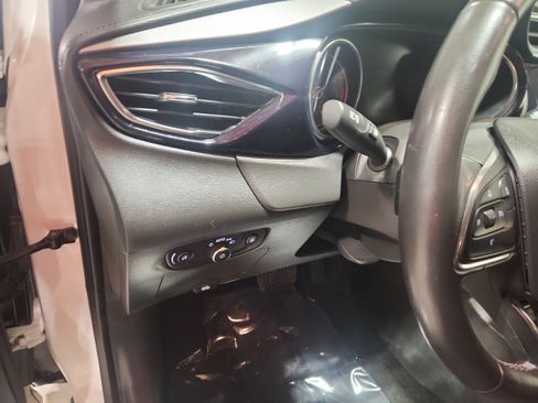 Used 2020 Buick Encore GX Select w/ Sport Touring Package image 15