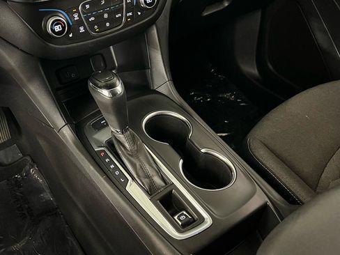 Used 2018 Chevrolet Equinox LT image 25