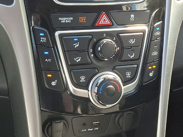 Used 2016 Hyundai Elantra GT w/ Option Group 02 FWD image 15