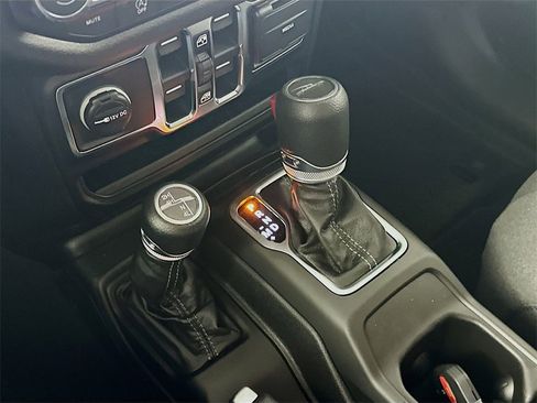 New 2026 Jeep Gladiator Sport image 12