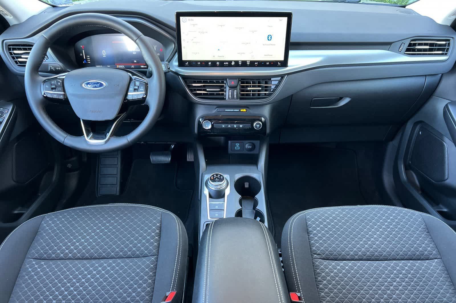 Used 2023 Ford Escape Active w/ Tech Pack #1 AWD/4WD image 3