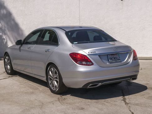 Used 2018 Mercedes-Benz C 300 Sedan image 7