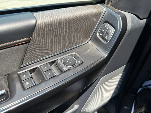 Used 2022 Ford F150 Platinum w/ Equipment Group 701A High AWD/4WD image 39