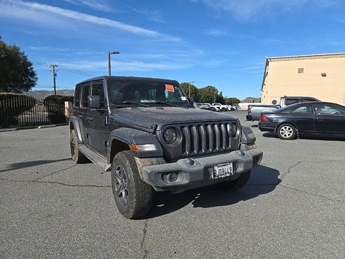 Used 2018 Jeep Wrangler Unlimited Sport S image 2