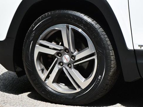 Used 2019 GMC Terrain SLT image 20