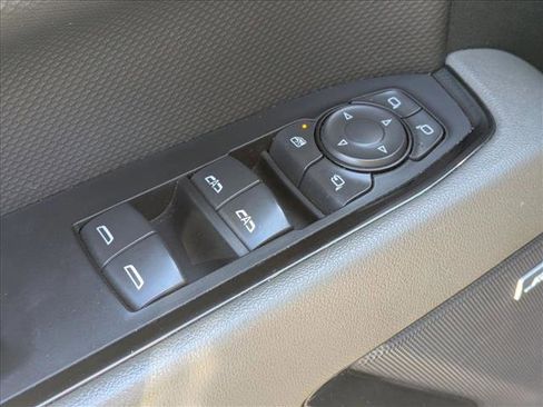 Used 2022 Chevrolet Silverado 1500 ZR2 w/ Technology Package image 7