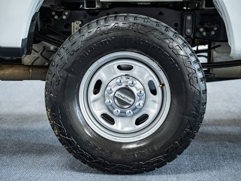 Used 2023 Ford F250 XL w/ XL Off-Road Package image 23