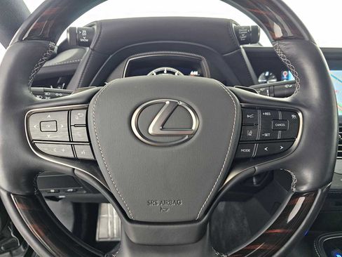 Used 2018 Lexus LS 500 image 22