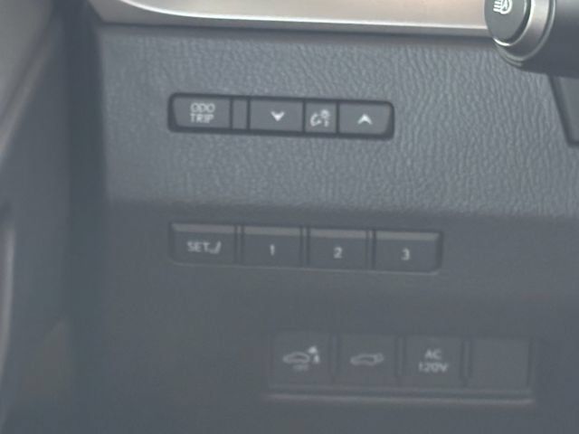 Used 2025 Lexus GX 550 AWD/4WD image 35