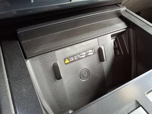 New 2026 GMC Hummer EV 4x4 Crew Cab image 31