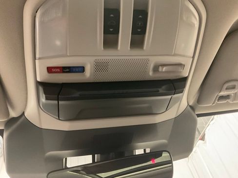 New 2026 Subaru Ascent Limited AWD/4WD image 24