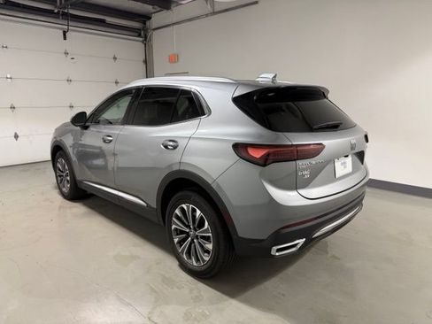 Certified 2025 Buick Envision Preferred AWD/4WD image 5