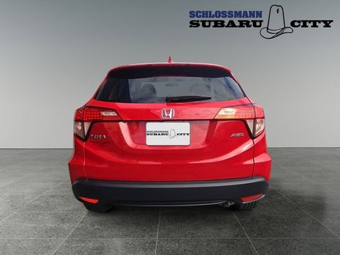 Used 2018 Honda HR-V EX image 8