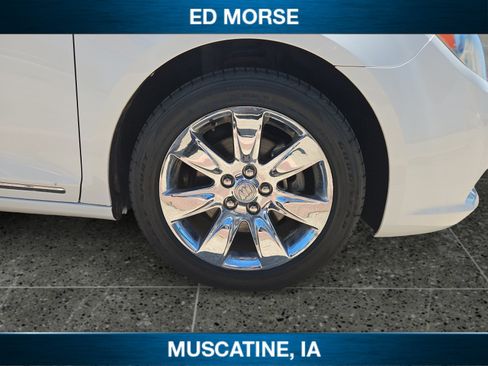Used 2010 Buick LaCrosse CXL FWD image 12