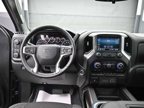 Used 2022 Chevrolet Silverado 1500 RST AWD/4WD image 14