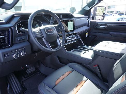 New 2026 GMC Sierra 2500 AT4 w/ AT4 Premium Plus Package image 18