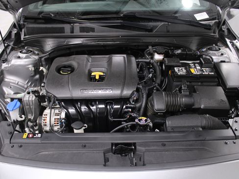 Used 2024 Kia Forte GT-Line image 37