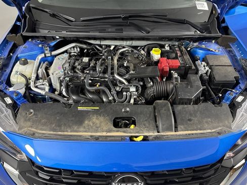 Used 2025 Nissan Sentra SV FWD image 40