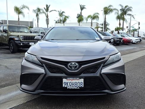 Used 2024 Toyota Camry SE image 7