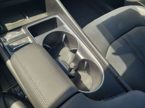 Used 2025 Hyundai Sonata Limited image 25