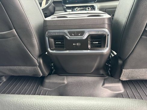Used 2024 GMC Sierra 1500 Denali w/ Denali Reserve Package AWD/4WD image 30