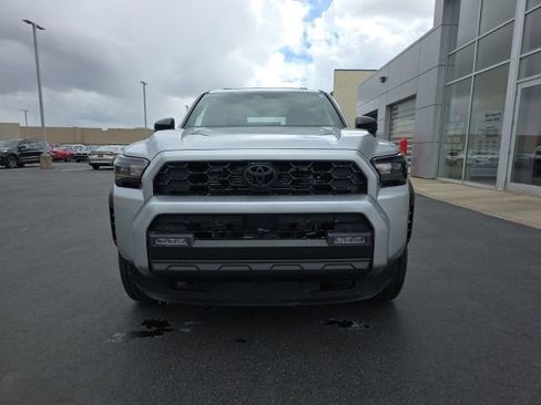 Used 2025 Toyota 4Runner TRD Off-Road Premium image 2