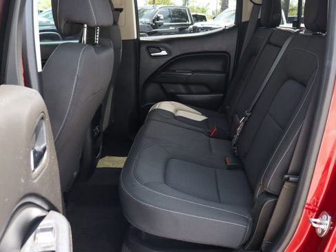 Used 2017 Chevrolet Colorado LT w/ LT Convenience Package RWD image 40
