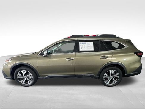 Used 2022 Subaru Outback Touring XT w/ Tech Package 3 AWD/4WD image 8