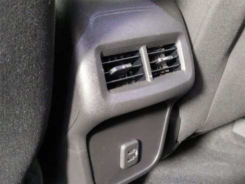 Certified 2024 Chevrolet Equinox LT w/ LPO, Floor Liner Package image 20