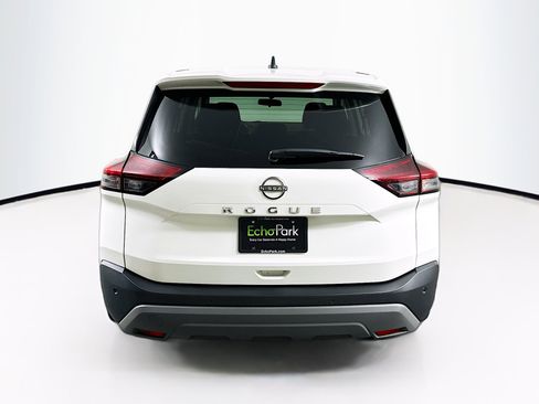 Used 2023 Nissan Rogue S image 7
