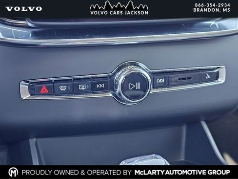 New 2026 Volvo XC90 B6 Plus w/ Protection Package Premier AWD/4WD image 22