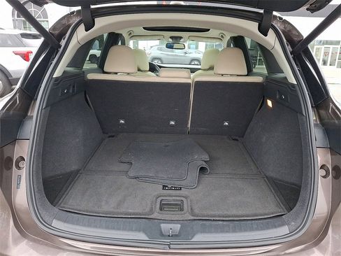 Used 2019 INFINITI QX50 Essential w/ Premium Heat Package image 28