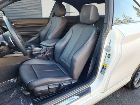 Used 2017 BMW 230i Coupe w/ Driving Assistance Package image 7