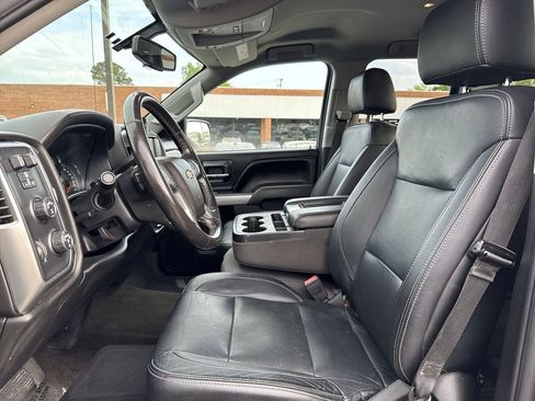 Used 2018 Chevrolet Silverado 1500 LT w/ All Star Edition AWD/4WD image 11