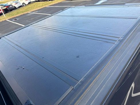 Used 2022 Chevrolet Silverado 1500 LT w/ Leather Package image 7