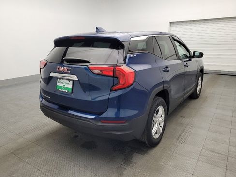 Used 2021 GMC Terrain SLE image 9