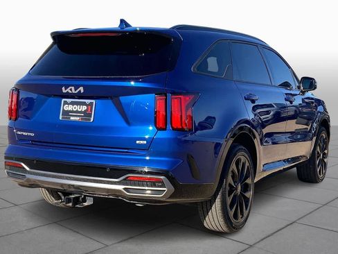 Used 2023 Kia Sorento SX image 12