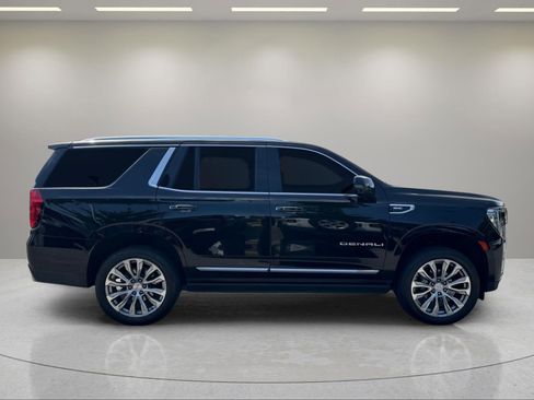 Used 2023 GMC Yukon Denali AWD/4WD image 6