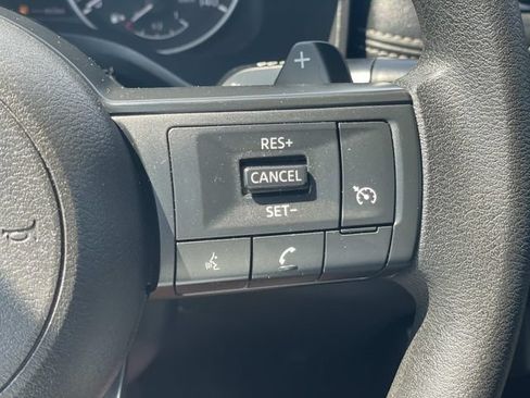 Used 2023 Nissan Rogue S FWD image 19
