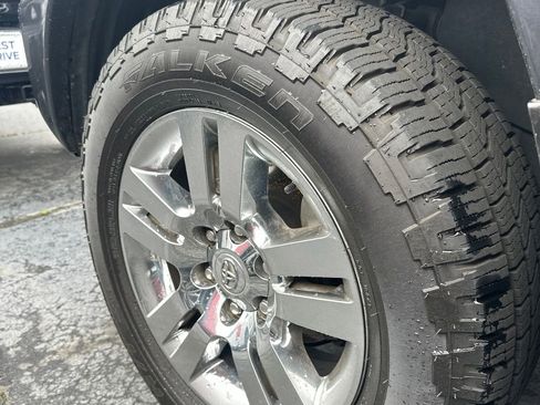 Used 2013 Toyota Tacoma PreRunner RWD image 11