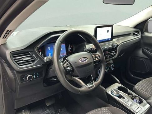 Used 2023 Ford Escape Active AWD/4WD image 17