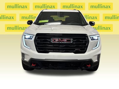 New 2026 GMC Acadia AT4 w/ LPO, Floor Liner Package AWD/4WD image 5