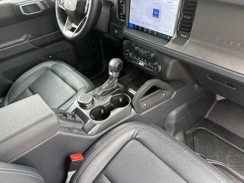 New 2026 Ford Bronco Badlands AWD/4WD image 16