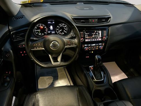 Used 2018 Nissan Rogue SL AWD/4WD image 23