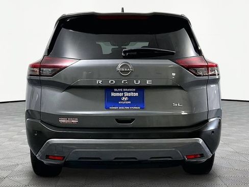 Used 2023 Nissan Rogue SL FWD image 4