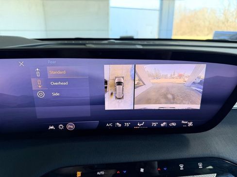 Used 2025 Buick Enclave Preferred image 23