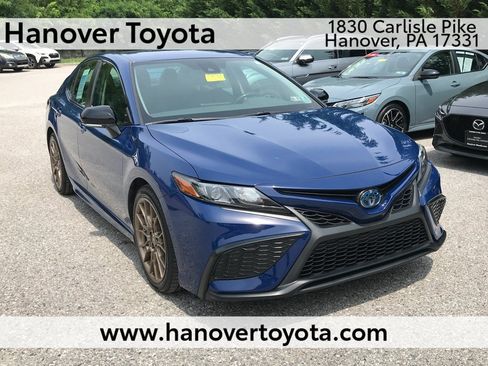 Used 2023 Toyota Camry SE w/ Convenience Package FWD image 1