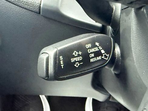 Used 2013 Audi Q5 3.0T Premium Plus w/ Audi MMI Navigation Plus Pkg image 31