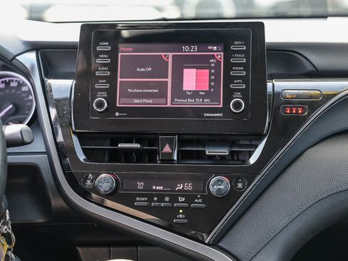 Certified 2022 Toyota Camry LE FWD image 3